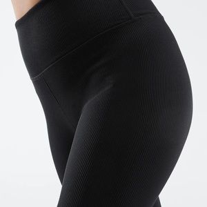 Fabletics NWT high waisted seamless rib leggings